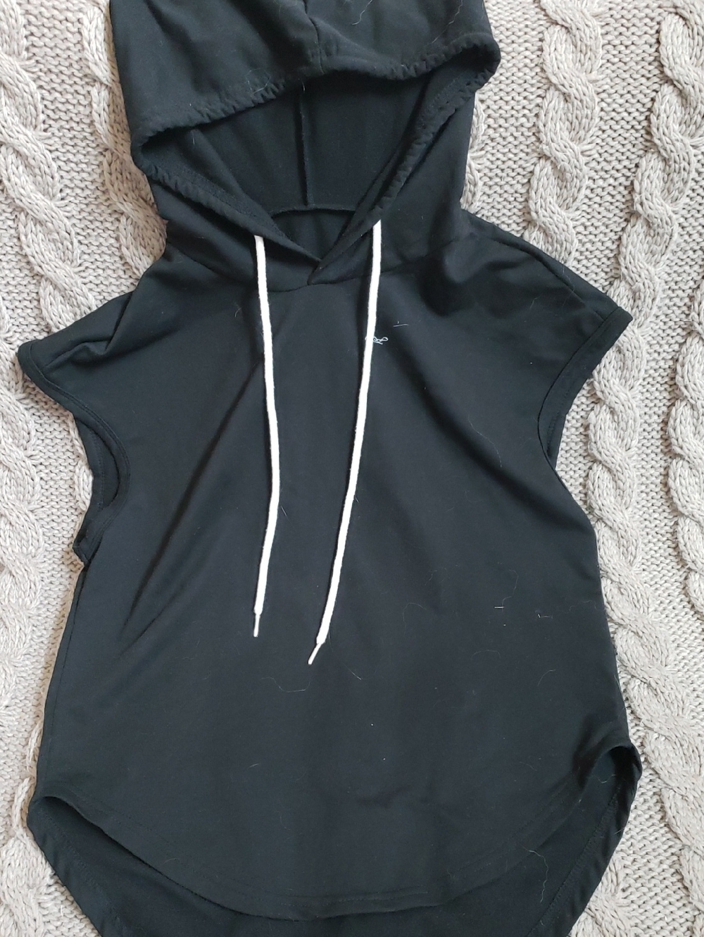 Sleeveless Hoodie Top